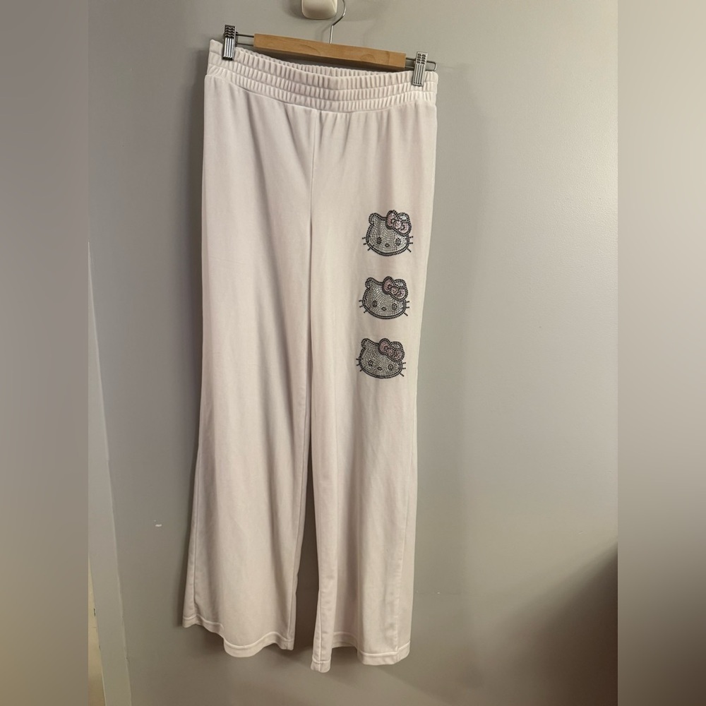 Forever 21 Hello Kitty Wide Leg Lounge Pants White Rhinestone Graphic Y2K Size L